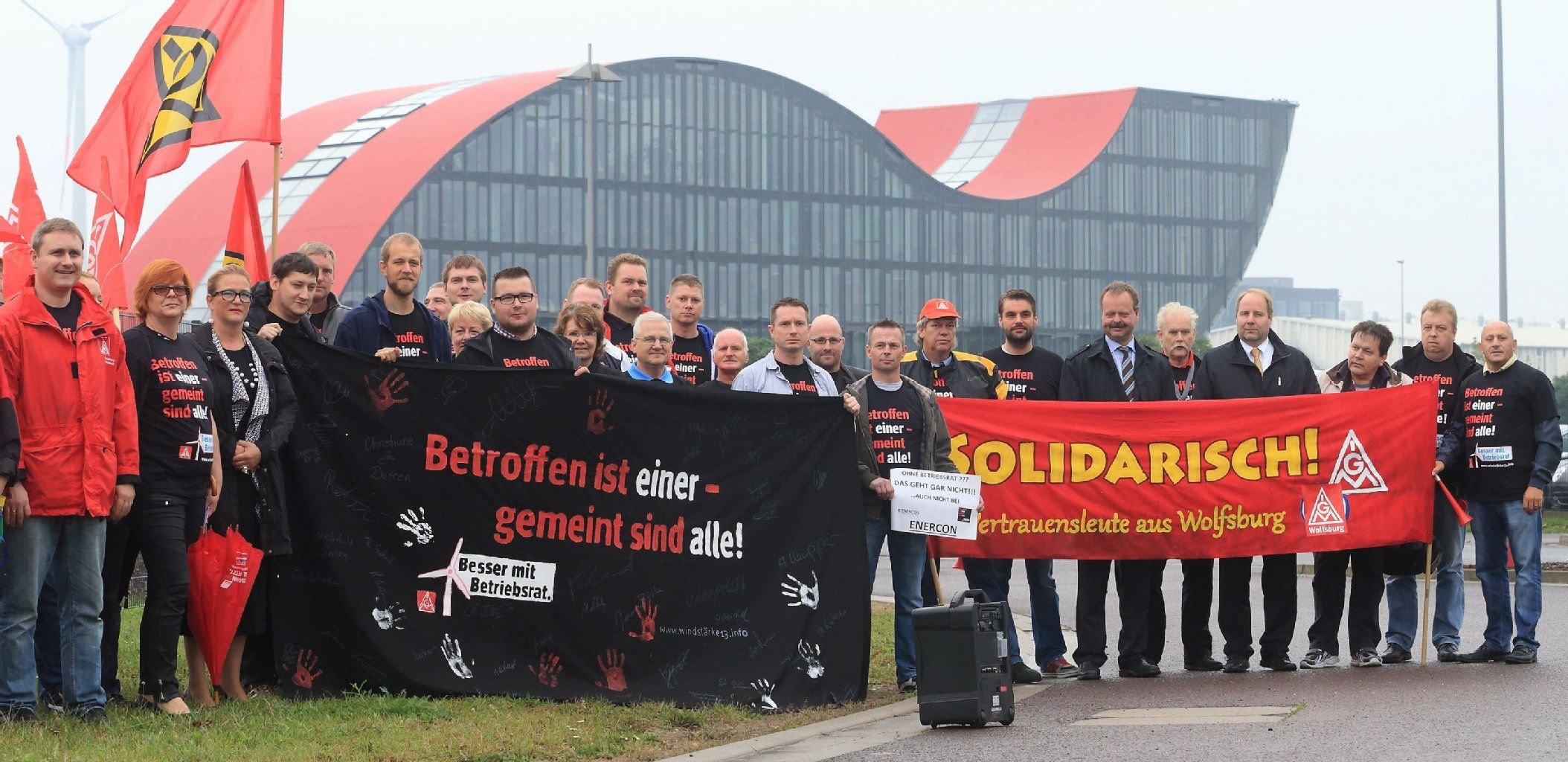 Im September protestierten Gewerkschafter der IG Metall vor dem Werksgelände des Windkraftanlagen-Produzenten Enercon in Magdeburg.