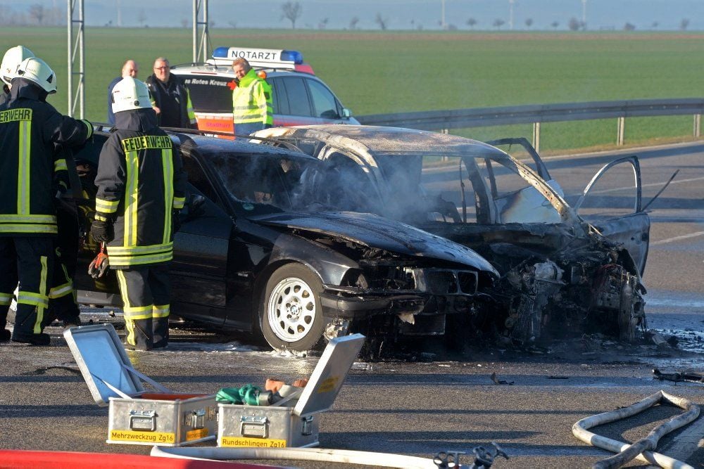 Unfall Auf Der B 185 Bei Aschersleben: Unfall Auf Der B 185 Bei ...