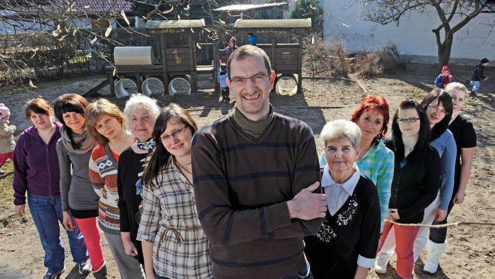 In der evangelischen Kita „Guter Hirte“ ist Klaus Radestock der einzige Mann.