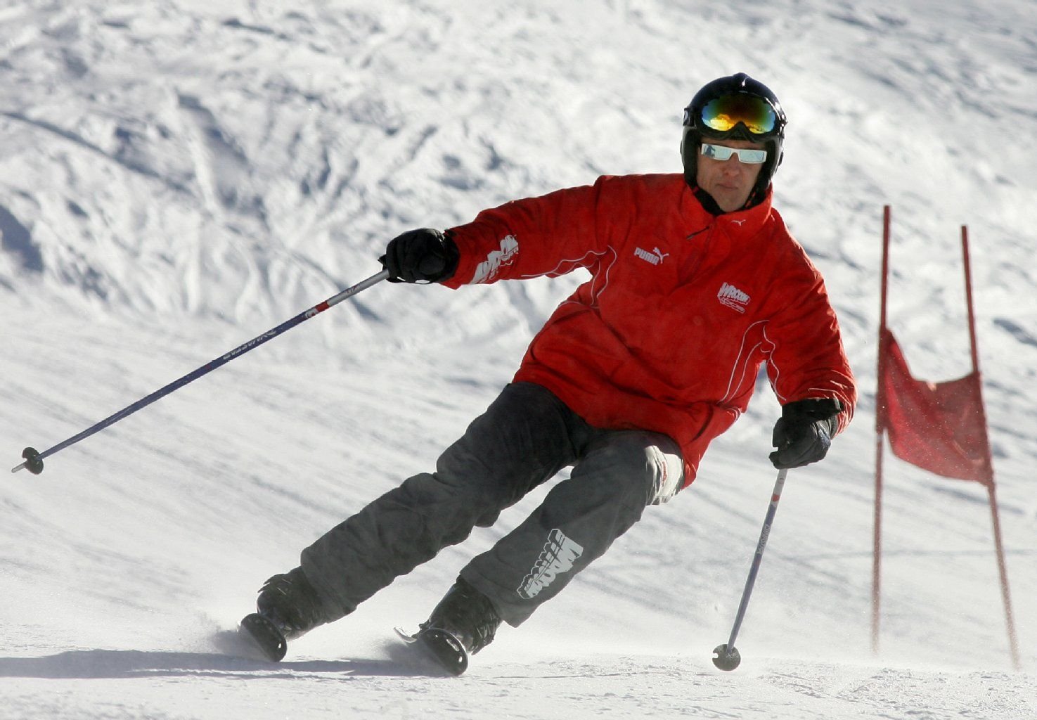 Michael Schumacher beim Skifahren.