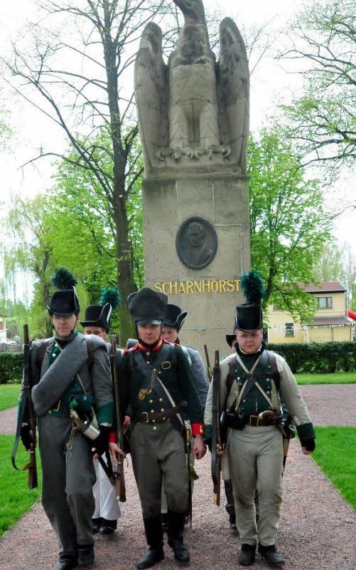 Das Denkmal für den bei Großgörschen verwundeten preußischen General Scharnhorst, der wenig später an den Folgen starb.