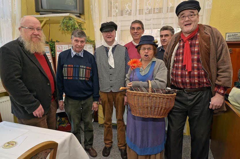 Die Dessauer Mundartgruppe hat zum 170. Todestag von Hobusch an das Dessauer Original erinnert.