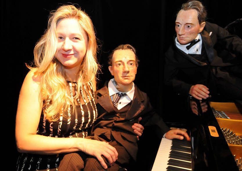 Pianistin Ragna Schirmer widmet sich ganz Ravel.