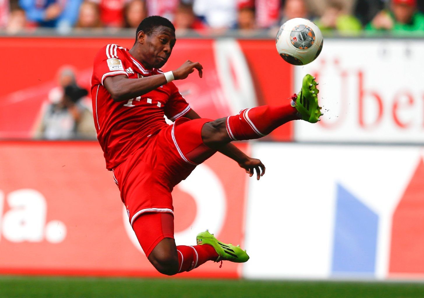 Wurde vom FPÖ-Politiker Mölder mit rassistischen Sprüchen attackiert: Bayern-Star David Aalaba.