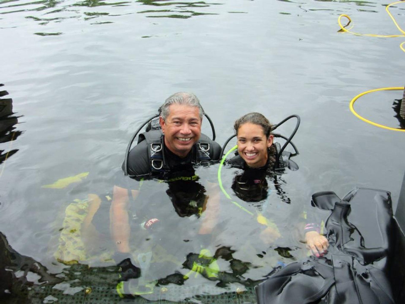Heute hat das Abenteuer der beiden Biologen Bruce Cantrell and Jessica Fain geendet. Sie lebten zwei Monate unter Wasser.