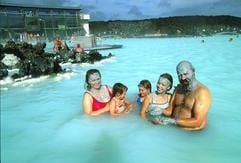 Das Wasser hat 40 Grad. (Foto: dpa)