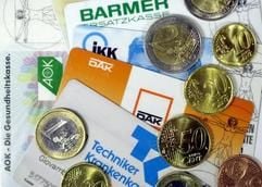 Schlechte Karten? Nicht einmal jede 23. Krankenkasse wurde zum Jahresbeginn billiger. (Foto: dpa)