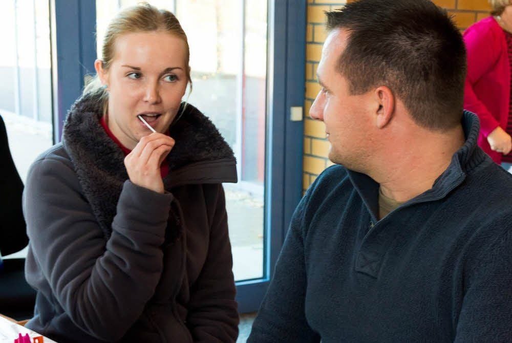 Stephanie Jäger kam mit ihrem Freund Daniel, der schon registriert ist.