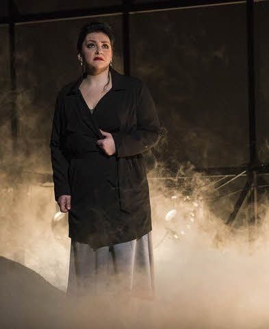 Szene mit Svitlana Slyvia (Carmen)