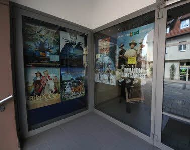 Filmplakate im Sangerhäuser Kino.