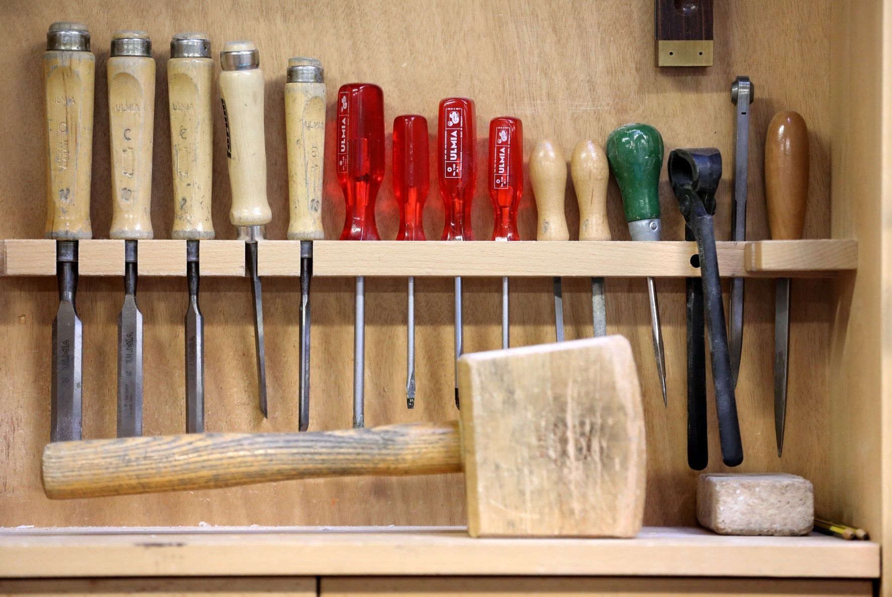 Die Handwerkskammer Halle sagte ihre für Samstag geplante Meisterfeier ab. Sie soll nachgeholt werden.