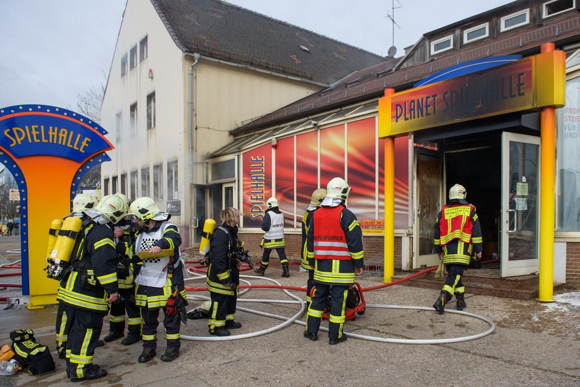 BRand in Weimar: Alle verfügbaren Feuerwehren waren im Einsatz.