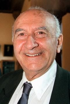 Der serbische Schriftsteller Aleksandar Tisma, Archivbild von 1996, ist am Sonntag, 16.02.2003, im Alter 79 Jahren gestorben. Tisma sei in seiner Heimatstadt Novi Sad einer kurzen aber schweren Krankheit erlegen, berichtete die Belgrader Nachrichtenagentur Beta (Fotograf: Wolfgang Kluge, dpa). (Foto: MZ)