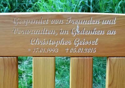Eine Gravur erinnert an Christopher Geissel.