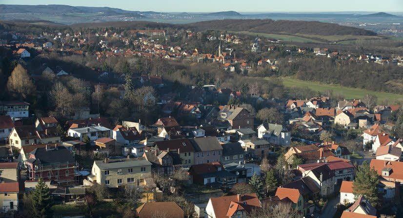 Gernrode (vorn) und Bad Suderode (im Hintergrund) sind ab dem 1. Januar wieder Ortsteile von Quedlinburg.