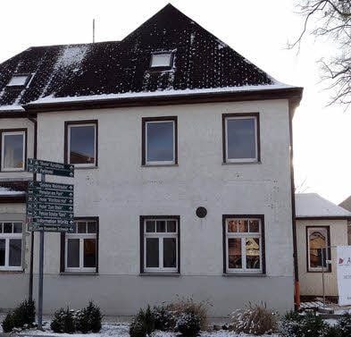 In seinem Innern wird das ehemalige Wörlitzer Gasthaus „Drei Linden“ kaum wiederzuerkennen sein. Schick, innovativ, mit klaren Konturen und Ziegelmotiv wird „Zieglers“ sich präsentieren.