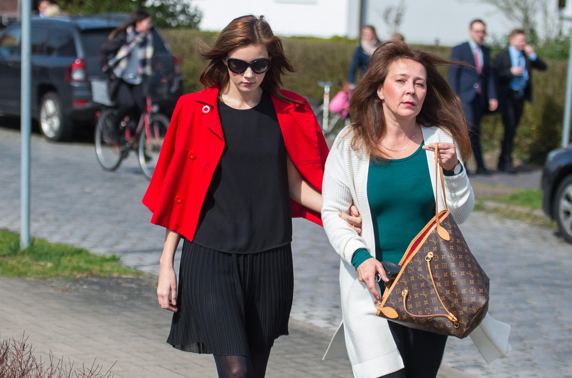 Nathalie Volk (links) und ihre Mutter.