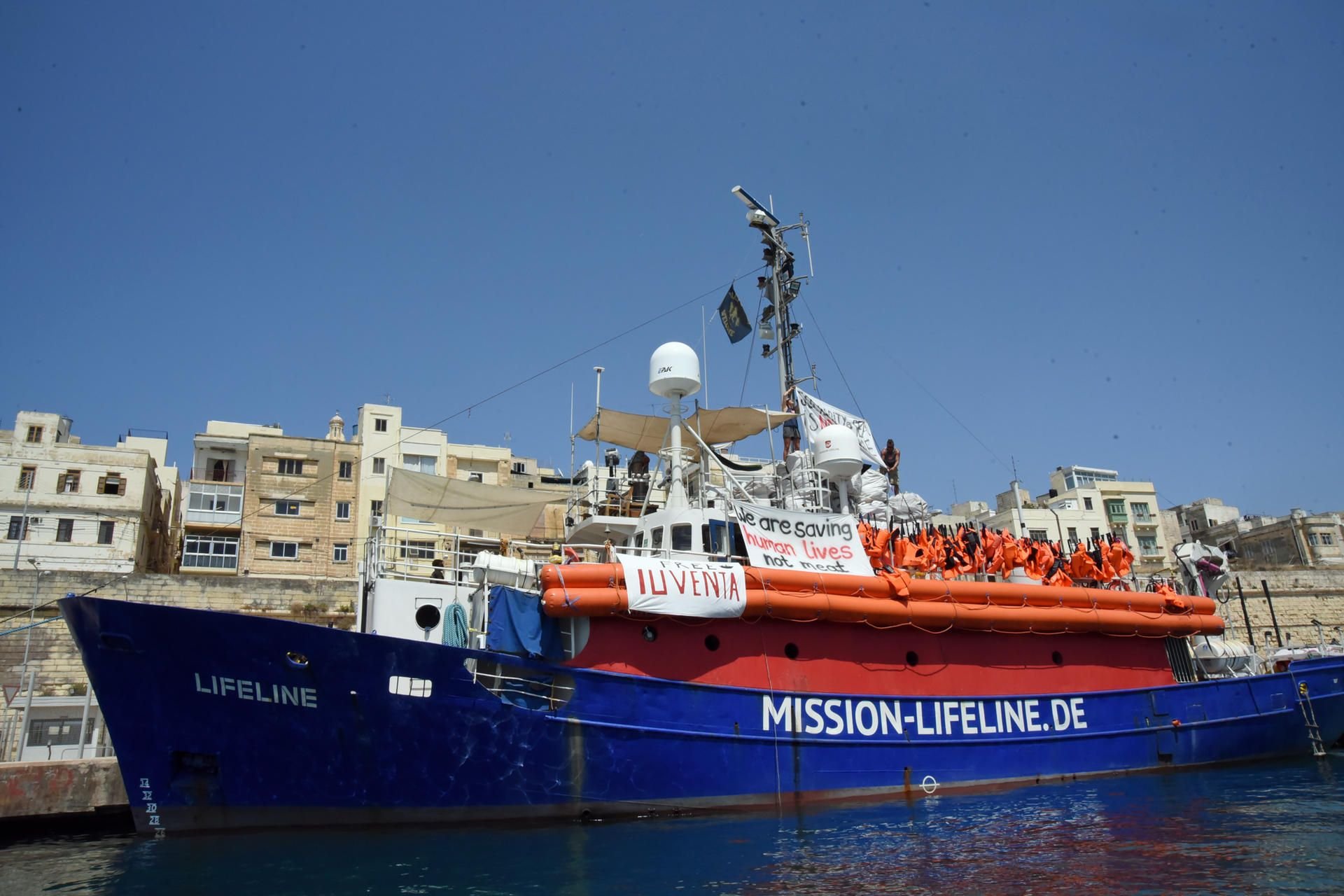 Einer der nun drei Schiffe des Vereins Mission Lifeline.