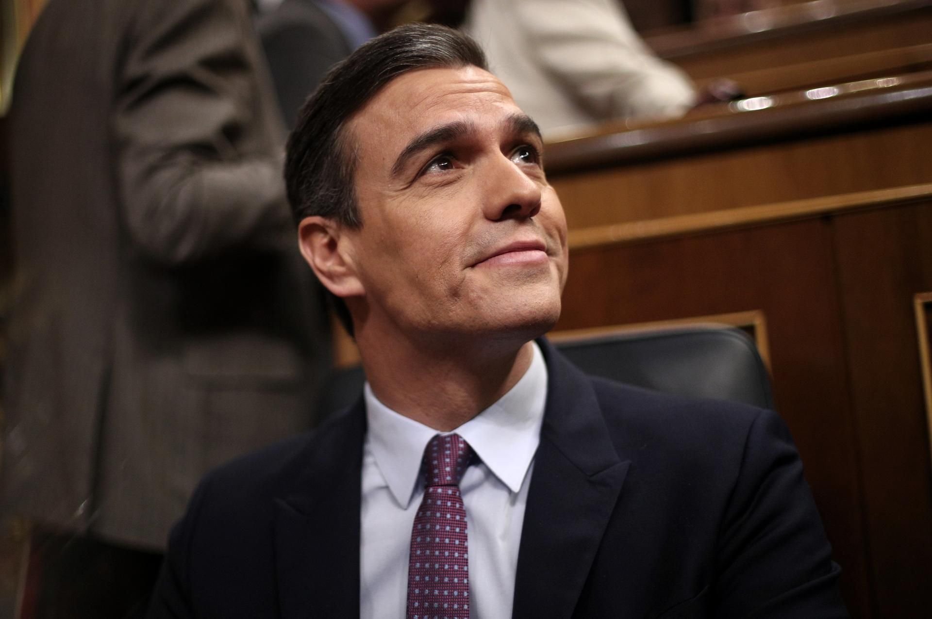 Pedro Sánchez ist neuer spanischer Regierungschef