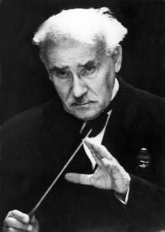 Ungeachtet scharfer Rivalität zu Kollegen und manch herber Kritik - der italienische Dirigent Arturo Toscanini (Archivfoto 04.04.1954) war wohl der berühmteste Dirigent des 19. und 20. Jahrhunderts. (Foto: dpa)