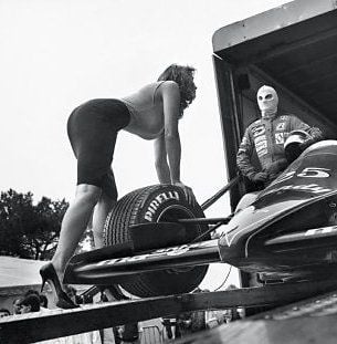Der von Newton konzipierte Kalender für Pirelli sollte eigentlich schon 1986 erscheinen.