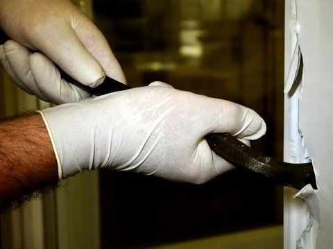 Nachgestellter Einbruch