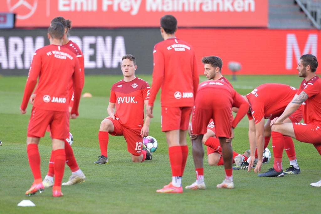 Das Spiel der Würzburger Kickers beim Karlsruher SC kann stattfinden.