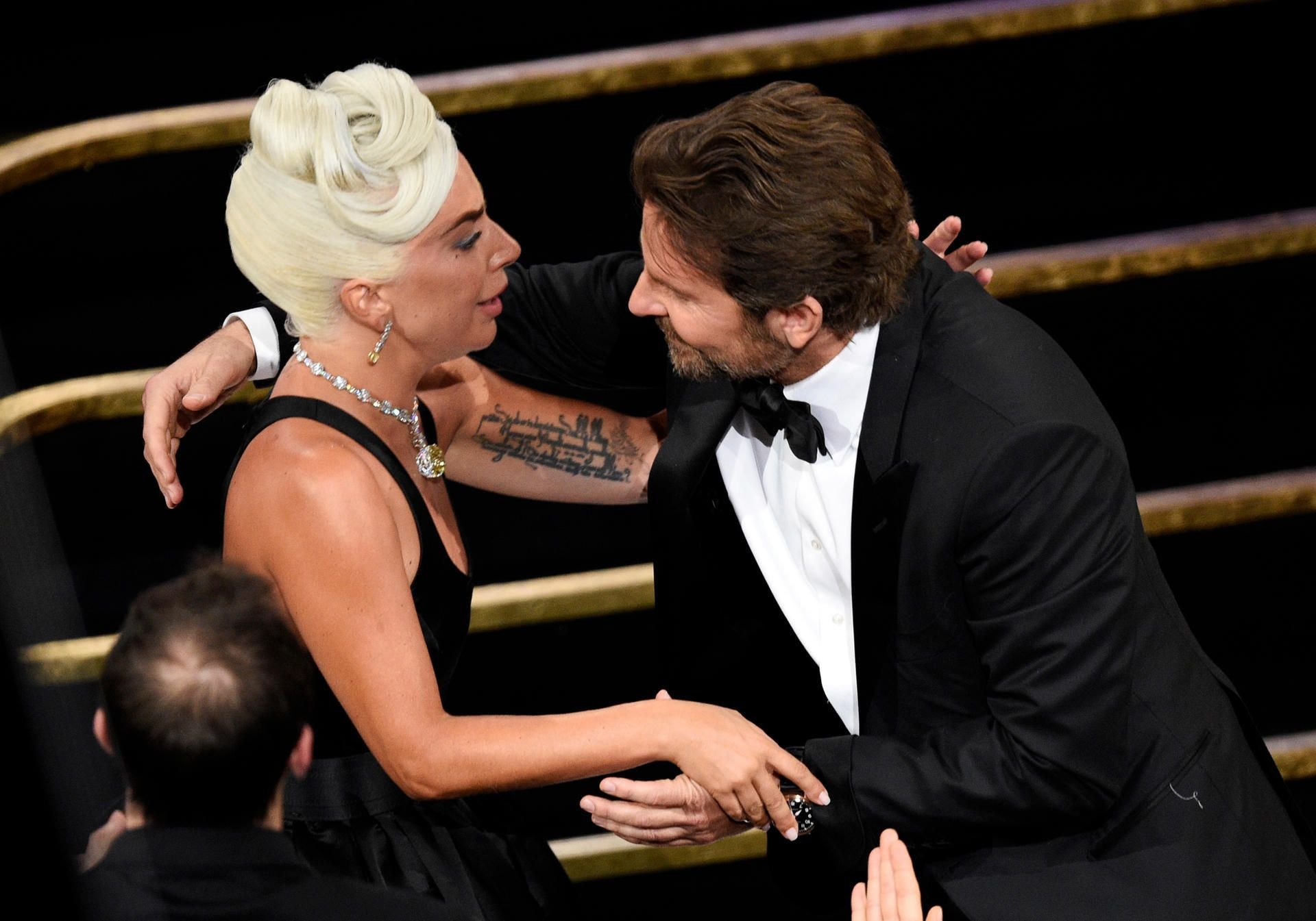 Lady Gaga und Bradley Cooper bei den Oscars
