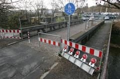 Die Brücke an der Eckstraße in Chemnitz war der Testverlierer und musste wegen gravierender Sicherheitsmängel sogar gesperrt werden. (Foto: dpa)