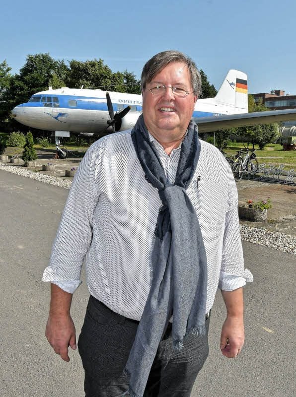 Stefan Maria Stader ist Luft- und Raumfahrt-Fan. Für die SPD will er in den Bundestag einziehen.