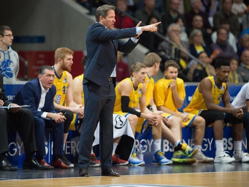 Trainer Frank Menz wird Braunschweig verlassen. Foto: Swen Pförtner