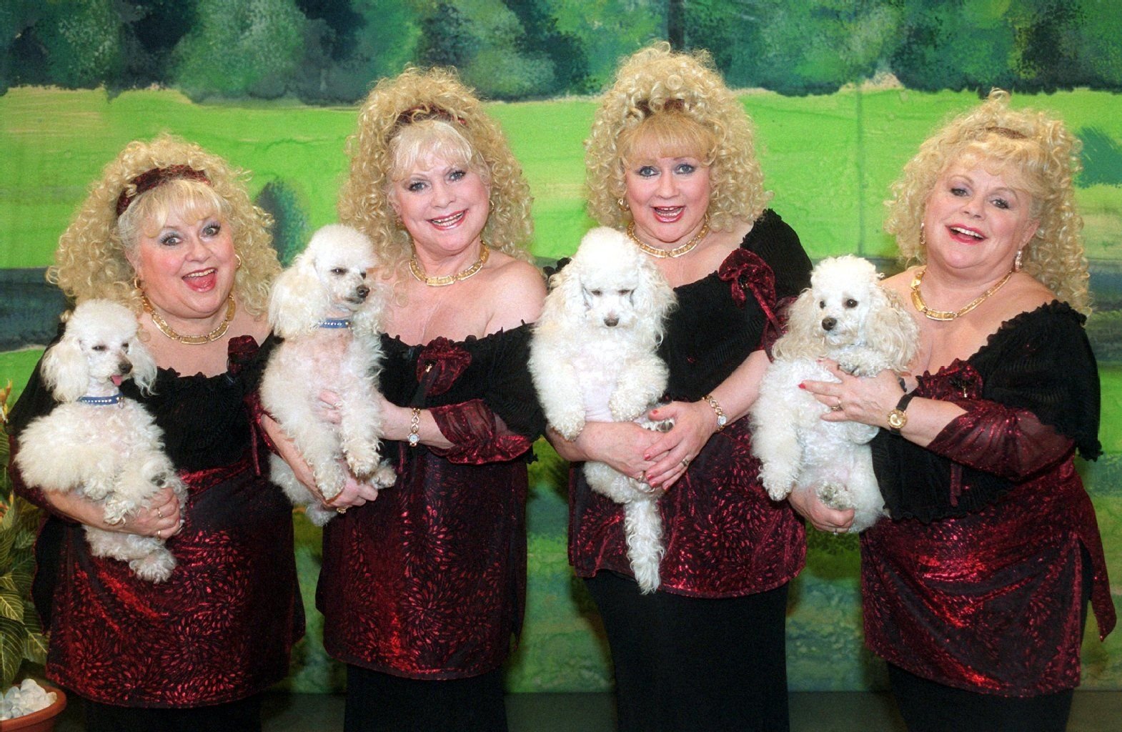 Die Jacob Sisters im Jahr 2002.