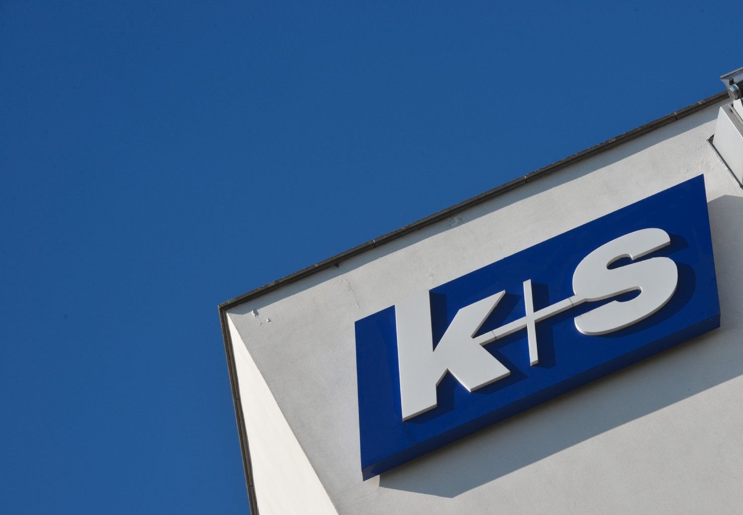 Der Salz- und Düngerkonzern K+S wehrt sich gegen die Übernahme des kanadischen Konzerns Potash.
