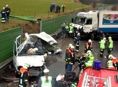 Unfall in Österreich. (Foto: dpa)