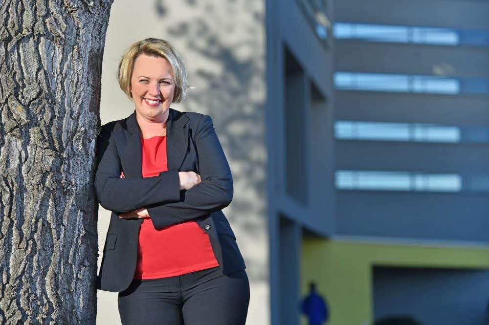 Stefanie Schmidt-Pforte ist seit 2012 Personalleiterin bei Heraeus in Bitterfeld - und das mit Herz und Verstand.