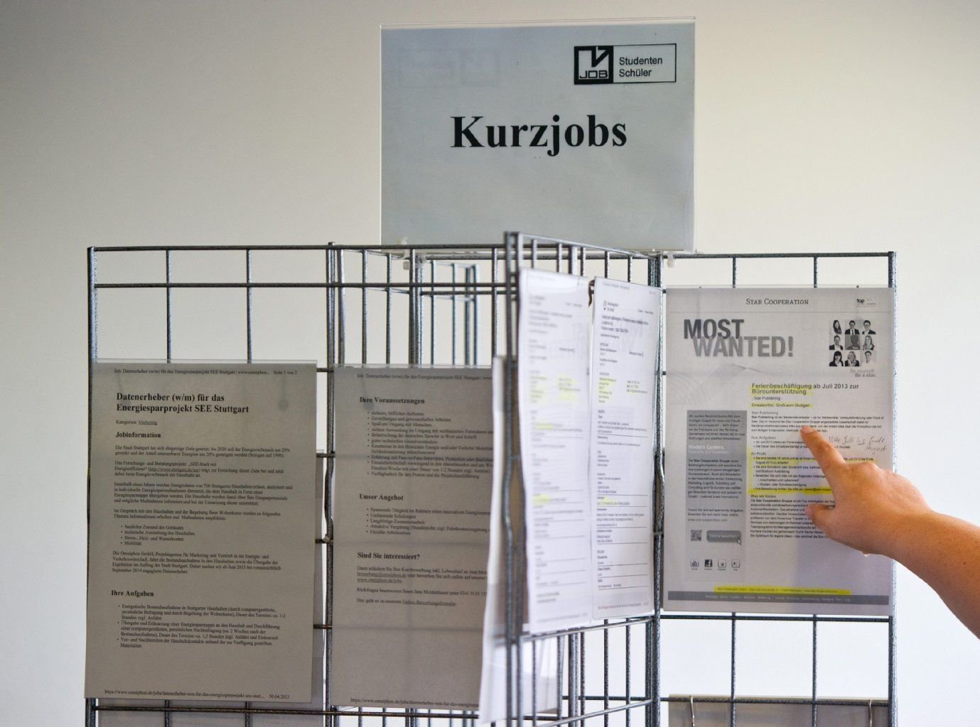 Stellenangebote für Kurzjobs: Sozialabgaben muss man bei kurzfristigen Beschäftigungen nicht zahlen.
