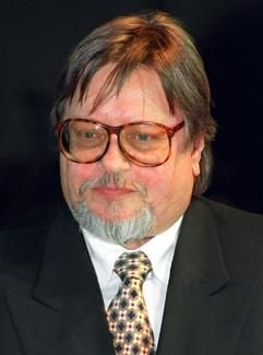 Der deutsche Jazz-Posaunist Peter Herbolzheimer (Archivfoto vom 10.03.1998) feiert am kommenden Samstag (31.12.2005) seinen 70. Geburtstag. (Foto: dpa)