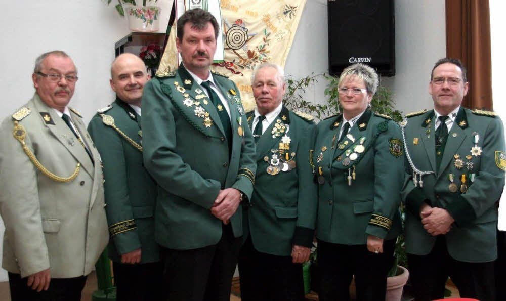 Der neue Kreisvorstand (von links): Karl-Heinz Dittrich, Volker Gehrmann, Vorsitzender Andreas Heickrodt, Siegfried Horstmann, Karina Heickrodt und Volker Schmoll.