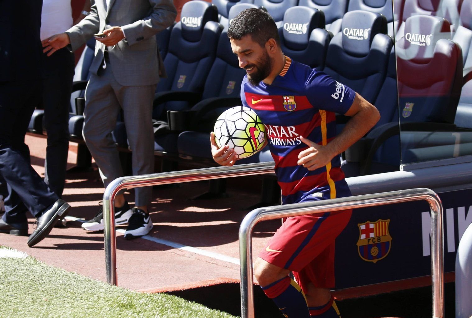 Arda Turan darf nur am Training des FC Barcelonas teilnehmen - nicht an Pflichtspielen.
