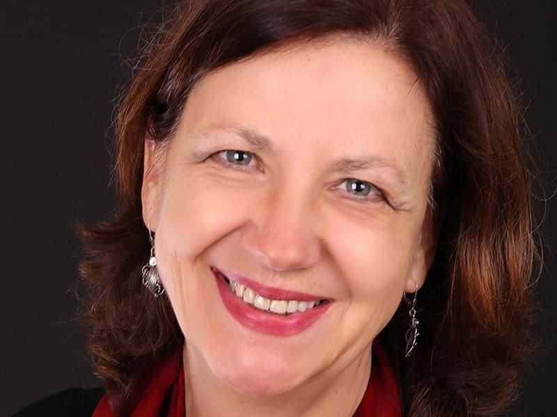 Die Übersetzerin Karin Krieger. Foto: Suhrkamp