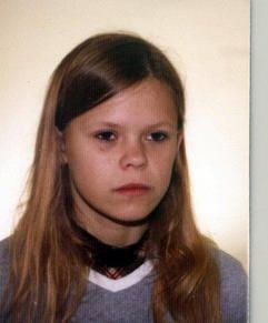 Das von der Polizei im sächsischen Annaberg herausgegebene undatierte Foto zeigt die seit Samstag (20.05.2006) vermisste 13-jährige Jennifer W. aus Wiesenbad. Das Mädchen ist vermutlich tot. (Foto: dpa)