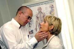 Medizinische Versorgung «aus einer Hand» bringt vor allem dem Patienten Vorteile. (Foto: dpa)
