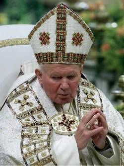 Papst Johannis Paul II. hat sich gleich mit vier