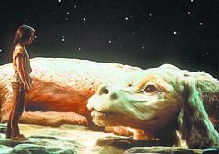 Held und Glücksdrache: Szene aus der "Unendlichen Geschichte"