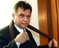 Ex-Bundesverkehrsminister Günther Krause vor Gericht. (Foto: dpa)