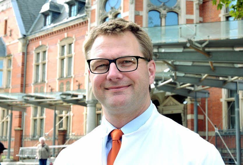 Nikolaus Golecki vor seiner neuen Wirkungsstätte.