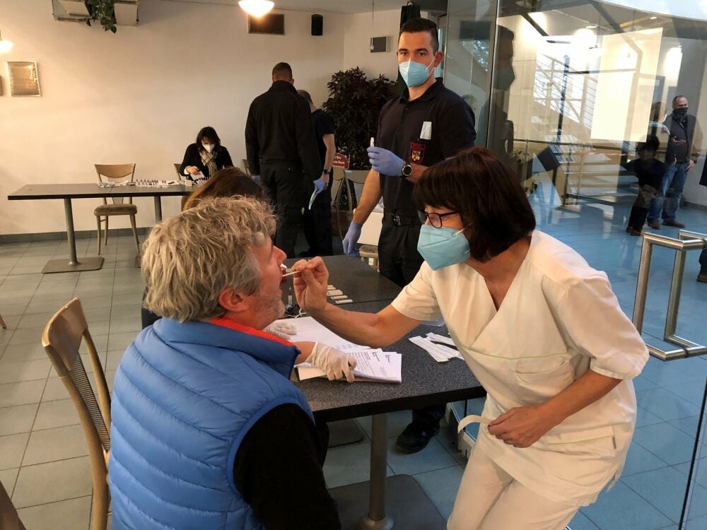 Rund 80 Teilnehmer der Stadtratssitzung nutzten die Chance eines Schnelltests.