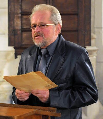 Bei der Montagsdemo in Weißenfels wurde Gernot Thielitz von Monika Zwirnmann angeschrien.