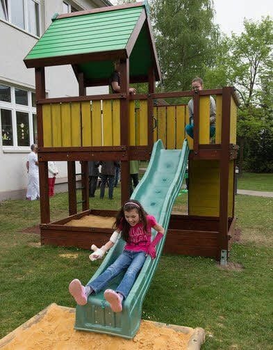 Der Spielplatz wurde sofort genutzt.