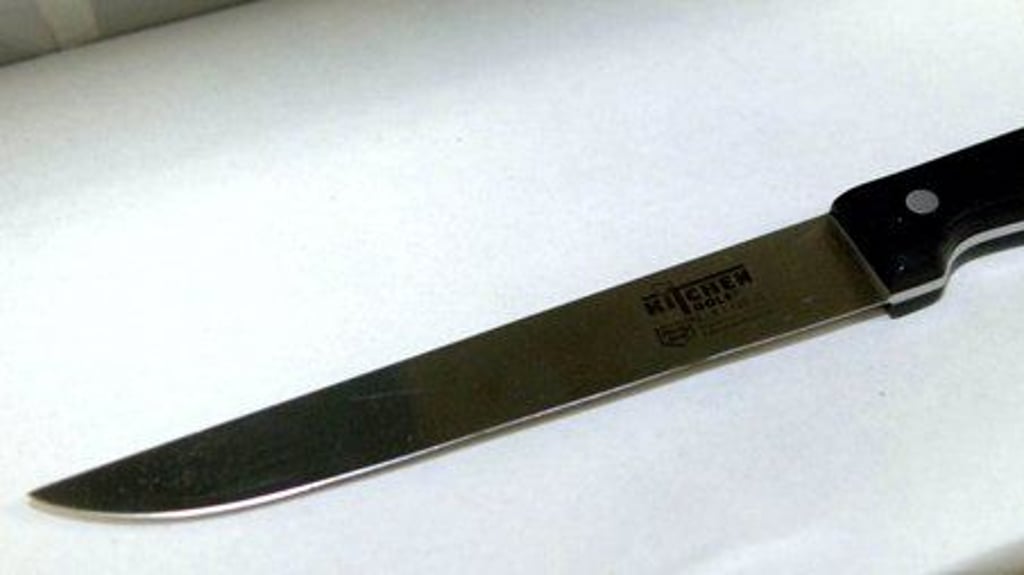 In Stendal kam es zu einer Messer-Attacke auf dem Flur eines Wohnhauses an der Grabenstraße.